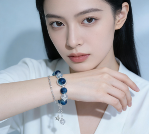 深海碎冰藍星星水晶手串